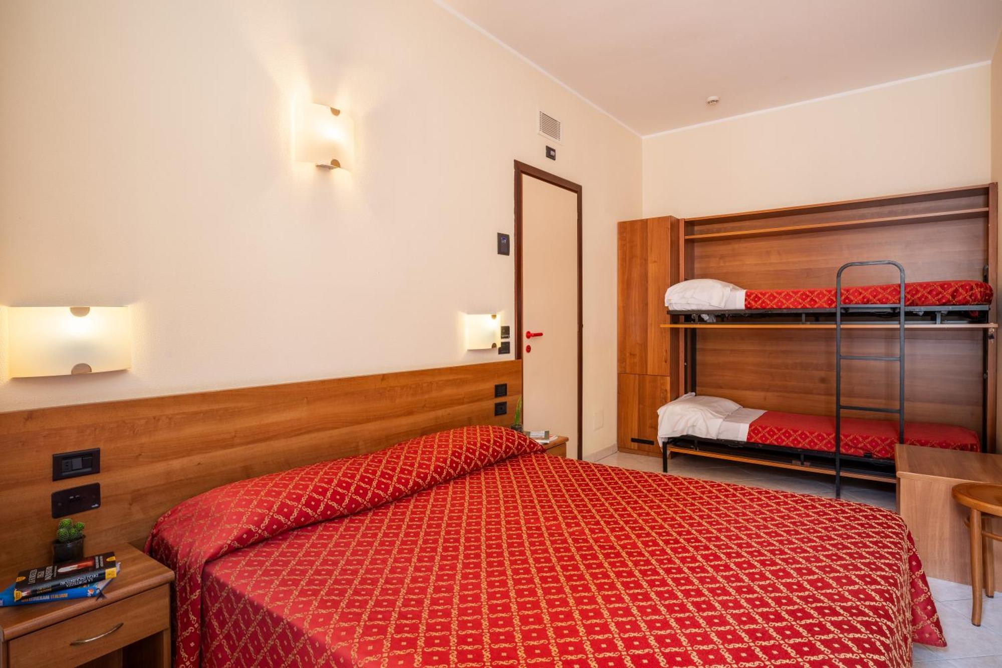 Hotel Careni Villa Italia Finale Ligure Buitenkant foto