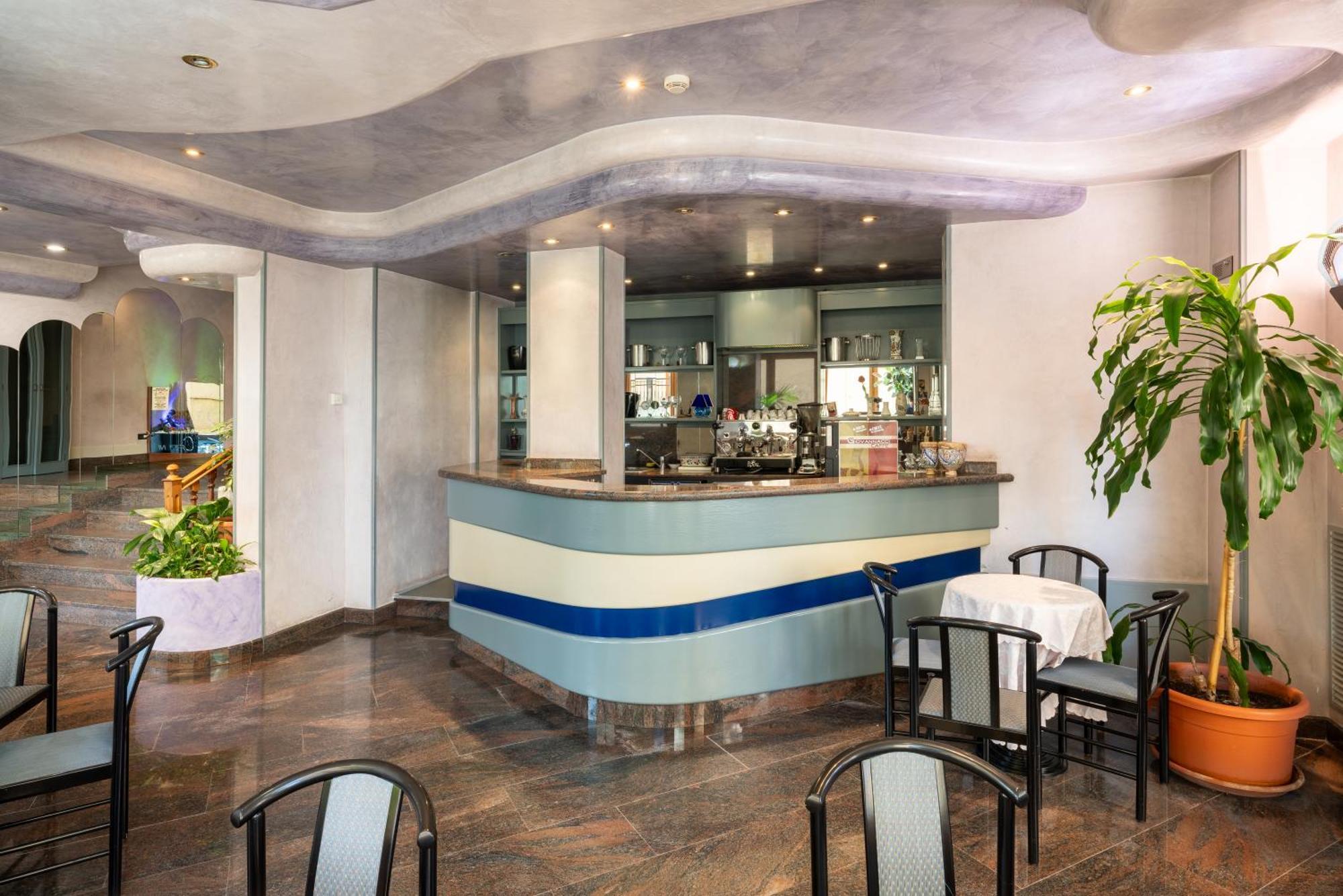 Hotel Careni Villa Italia Finale Ligure Buitenkant foto